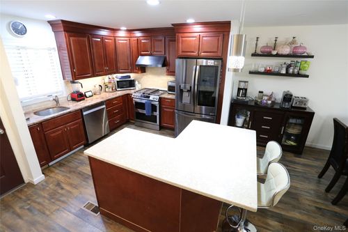 apt-b-10 Heritage Dr, New City, NY, 10956-5307 | Card Image