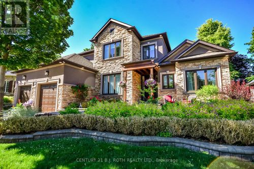 140 Wildwood Trail, Barrie (Ardagh), ON, L4N7Z7 | Card Image