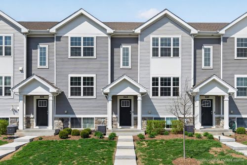 844 Briar Glen Court, Hampshire, IL, 60140 | Card Image