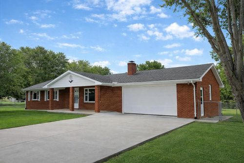 209 Hilltop Dr, Nancy, KY, 42544-7728 | Card Image