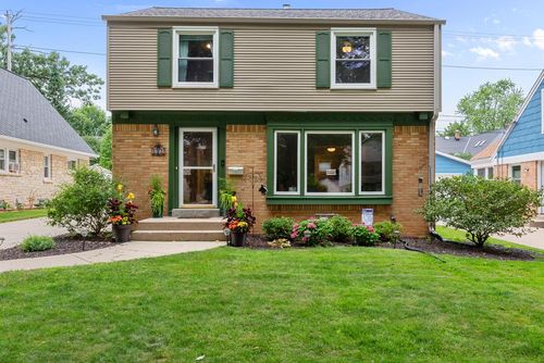 171 N 89th Street, Wauwatosa, WI, 53226 | Card Image