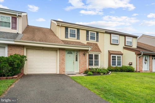 12 Forrester Rd, HORSHAM, PA, 19044-1727 | Card Image