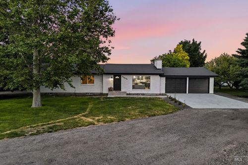 25238 Geri Ln, Caldwell, ID, 83607-7660 | Card Image