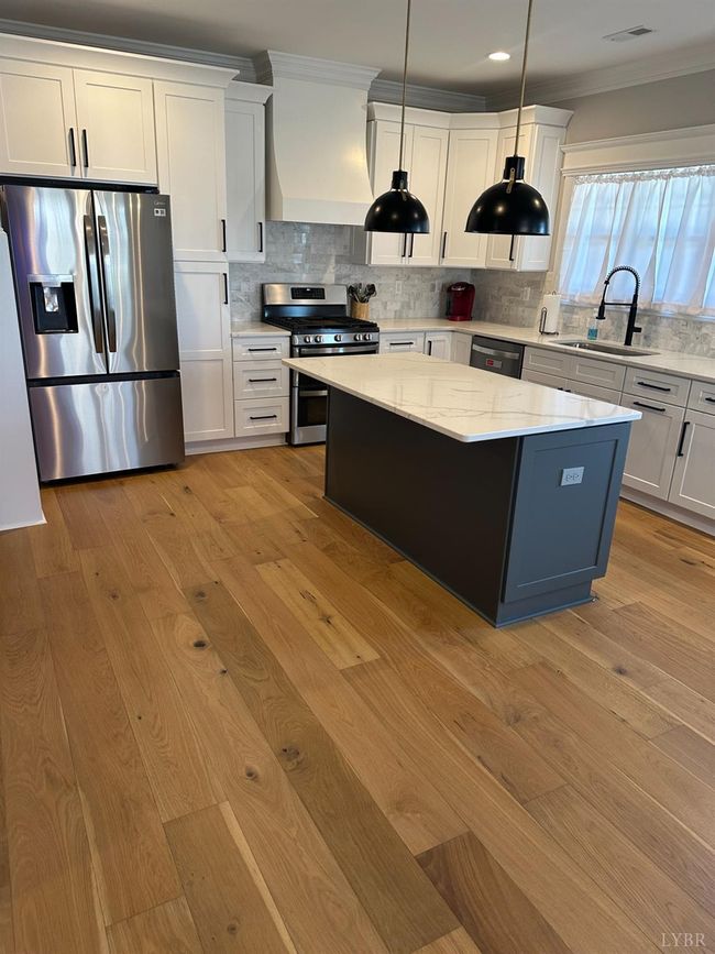 1022 N Westyn Loop, Townhouse with 4 bedrooms, 4 bathrooms and null parking in Forest VA | Image 6