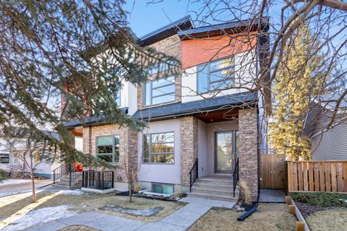 2033 45 Avenue Sw, Calgary, AB, T2T2P6 | Card Image