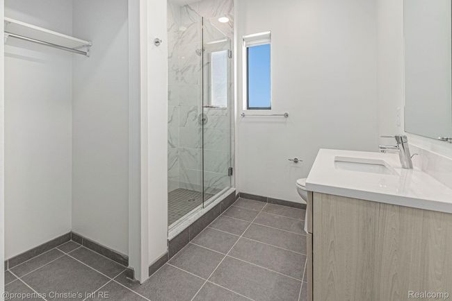 212 - 7410 Kercheval St, Condo with 2 bedrooms, 2 bathrooms and null parking in Detroit MI | Image 12