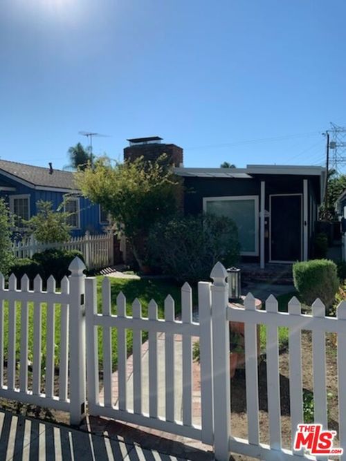 4008 W Chandler Blvd, Burbank, CA, 91506 | Card Image