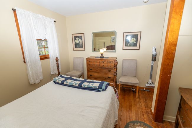 570 Atkins St, House other with 4 bedrooms, 2 bathrooms and null parking in Middletown CT | Image 25