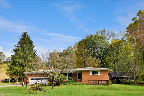222 Gas Company Rd, Mount Morris, PA, 15349-1358 | Card Image