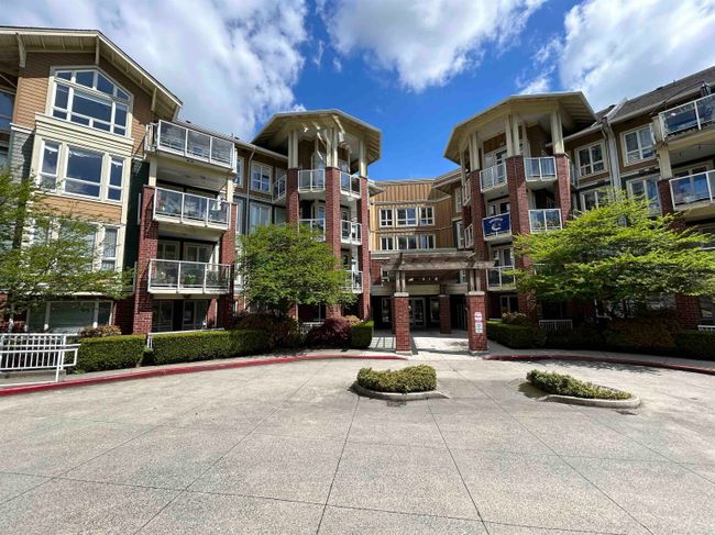 213 - 14 E Royal Avenue, Condo with 3 bedrooms, 2 bathrooms and 2 parking in New Westminster BC | Image 22