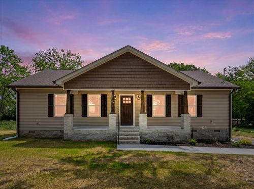314 Spring St, Wartrace, TN, 37183-2013 | Card Image