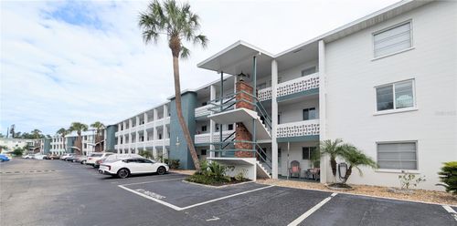 e36-1839 Sunny Dr, BRADENTON, FL, 34207-8504 | Card Image