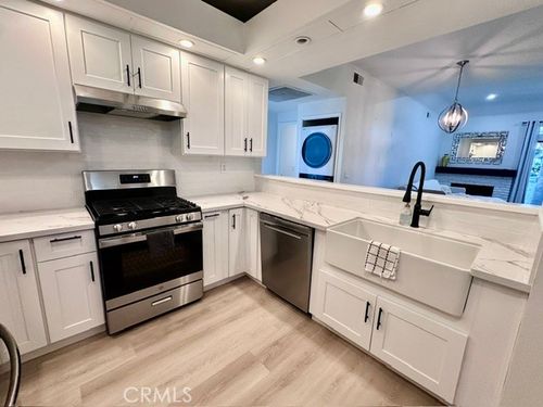 17191 Corbina Ln, Huntington Beach, CA, 92649-5180 | Card Image