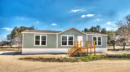 405 C N Frio St, Camp Wood, TX, 78833 | Card Image