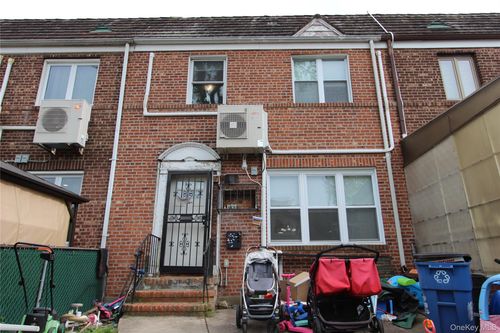 14436 77th Ave, Flushing, NY, 11367-3130 | Card Image