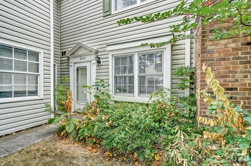 8518 Castle Pine Ct, Charlotte, NC, 28226-4693 | Card Image