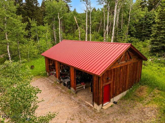 207 Martinez Spring Rd, House other with 4 bedrooms, 5 bathrooms and null parking in Bozeman MT | Image 97