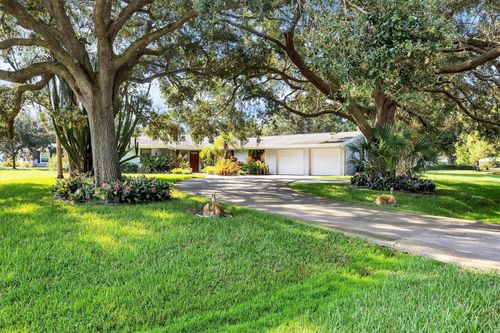 3010 E Forest Lake Dr, SARASOTA, FL, 34232-4428 | Card Image