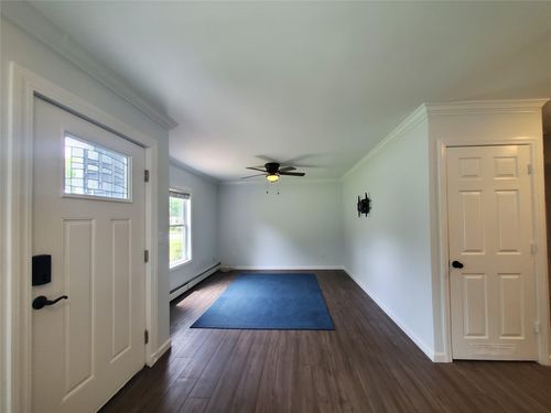 14 Westcliff Dr, Mount Sinai, NY, 11766-2220 | Card Image