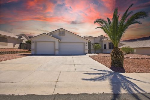 2922 Ladera Dr, Bullhead City, AZ, 86429-5854 | Card Image