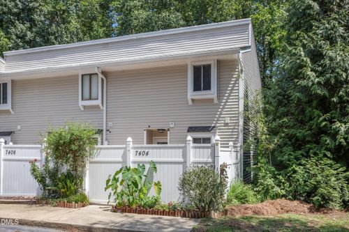 7404 Sandy Creek Drive, Raleigh, NC, 27615 | Card Image