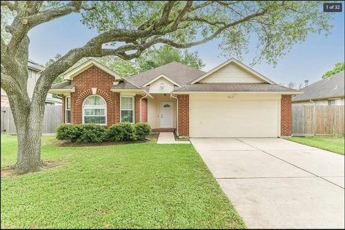 4317 Plover Dr, Seabrook, TX, 77586-2545 | Card Image