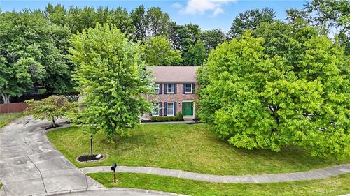 9122 Beacon Light Ct, Washingtn Twp, OH, 45458-3638 | Card Image
