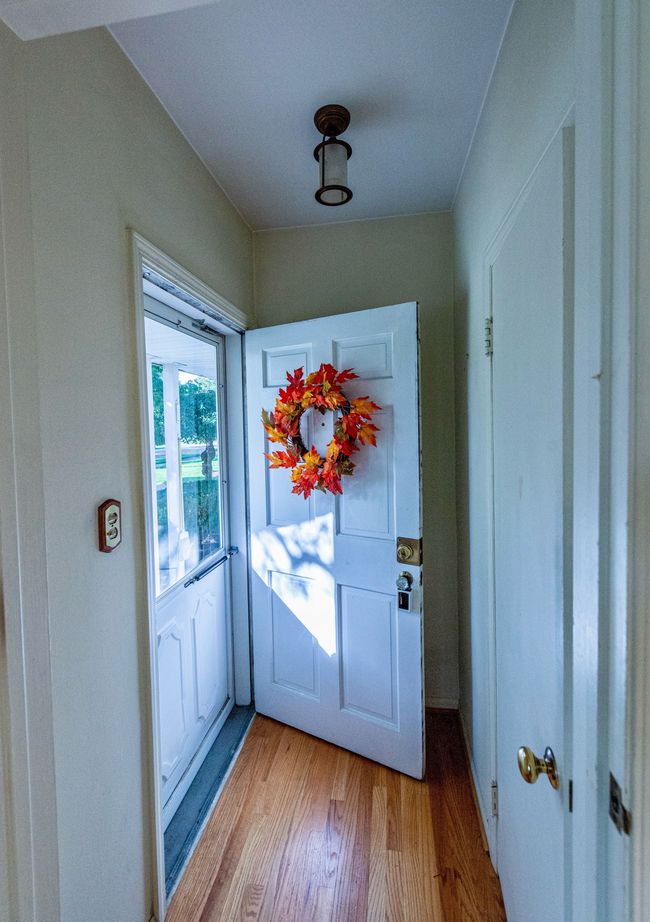 Foyer | Image 18