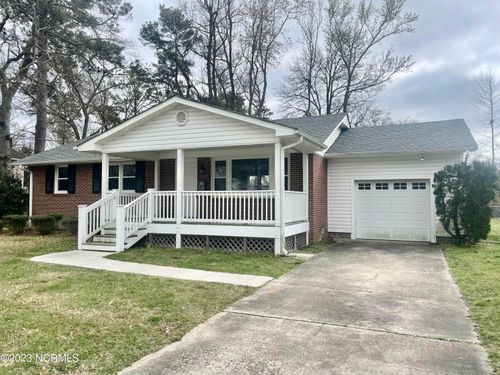703 Kathryn Ave, Jacksonville, NC, 28540-6830 | Card Image
