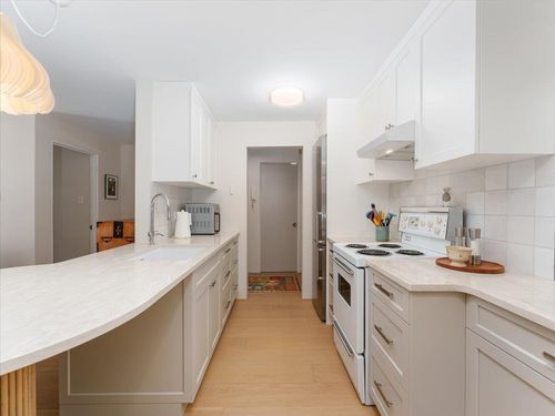 108-3787 W 4th Ave, Vancouver, BC, V6R1P4 | Card Image