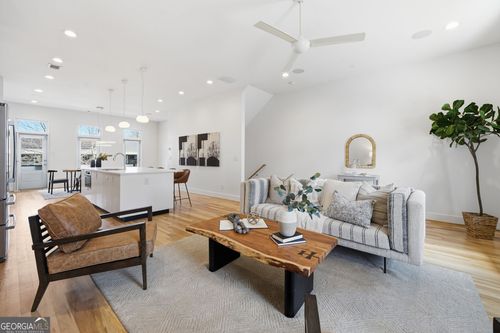 112 Mattie Br Se, Atlanta, GA, 30316-1488 | Card Image