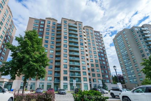 701-23 Oneida Cres, Richmond Hill, ON, L4B0A2 | Card Image