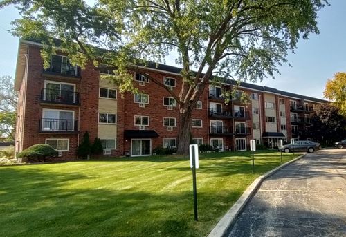 apt-1c-100 W Park Circle Dr, Wheaton, IL, 60187-3161 | Card Image