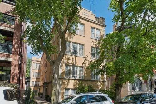 2a-2215 Bissell St, Chicago, IL, 60614-3601 | Card Image