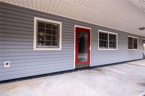 apt-b-2890 Carriage Dr, Winston-Salem, NC, 27106-5329 | Card Image