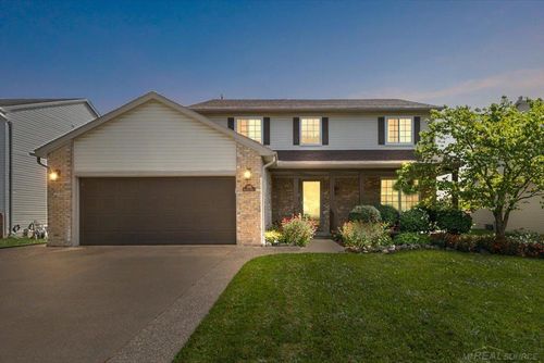 1874 Enterprise Dr, Troy, MI, 48083-1808 | Card Image