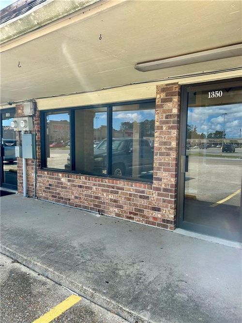 1350 Corporate Square Dr, Slidell, LA, 70458-3153 | Card Image