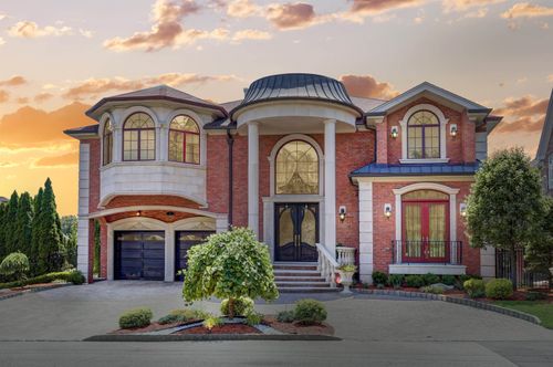 2 Euclid Rd, Fort Lee, NJ, 07024-6407 | Card Image