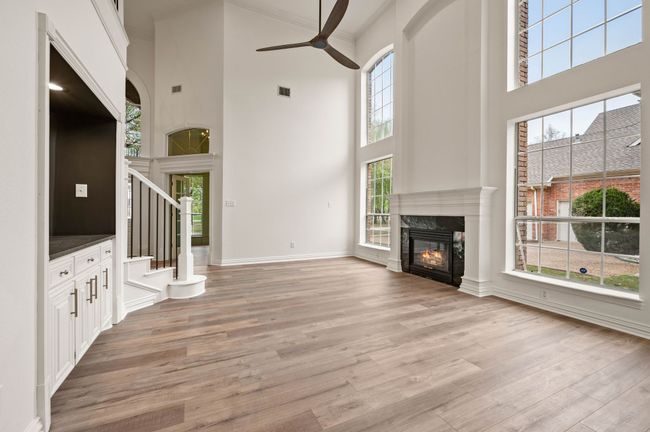 Lots of beautiful natural light | Image 9