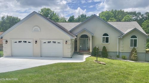 14 Needham Ter, Crossville, TN, 38558-8247 | Card Image