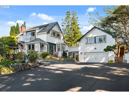29661 Walker St, Gold Beach, OR, 97444-7768 | Card Image