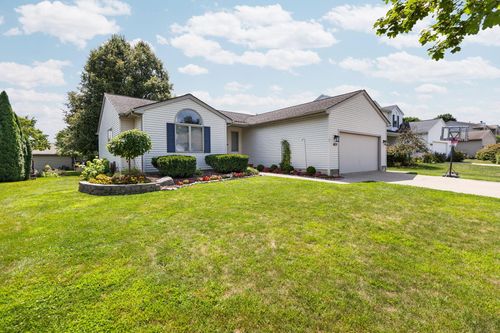 419 Woodland Dr W, Saline, MI, 48176 | Card Image