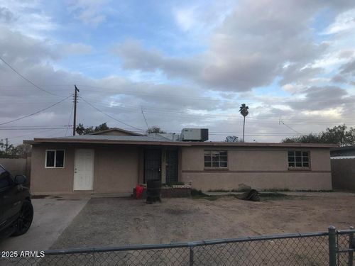 3952 W Hubbell St, Phoenix, AZ, 85009-2119 | Card Image