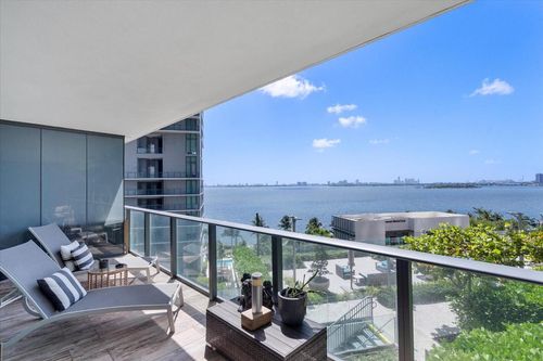 606-650 Ne 32nd St, Miami, FL, 33137-4244 | Card Image