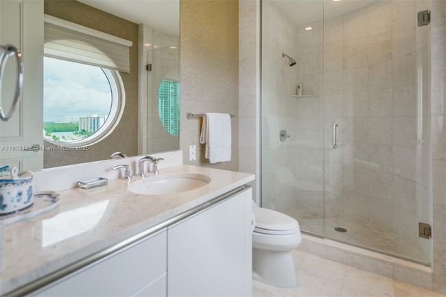 APT-1104 - 16051 Collins Ave, Condo with 4 bedrooms, 7 bathrooms and null parking in Sunny Isles Beach FL | Image 30