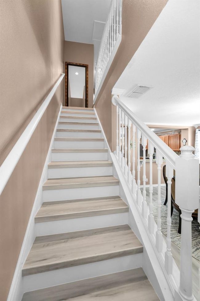 Square Bullnose Stairs | Image 22