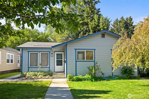 804 E Seattle Ave, Ellensburg, WA, 98926-3915 | Card Image