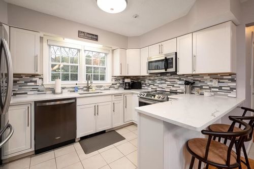 c-3 Williamsburg Cir, Laconia, NH, 03246-4104 | Card Image