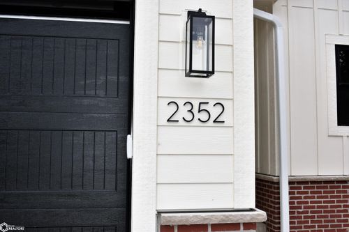 2352 River Rd, Iowa Falls, IA, 50126-7725 | Card Image