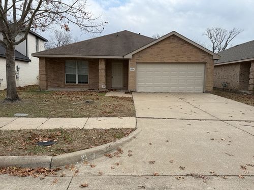 2224 Hummingbird Way, Mesquite, TX, 75181-4309 | Card Image